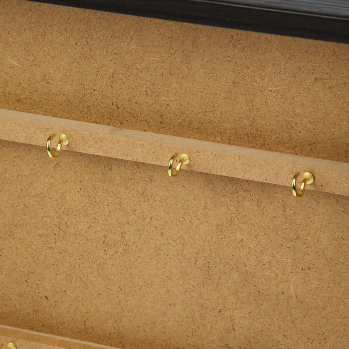 Ключница "Тигр" венге 24х29х5 см