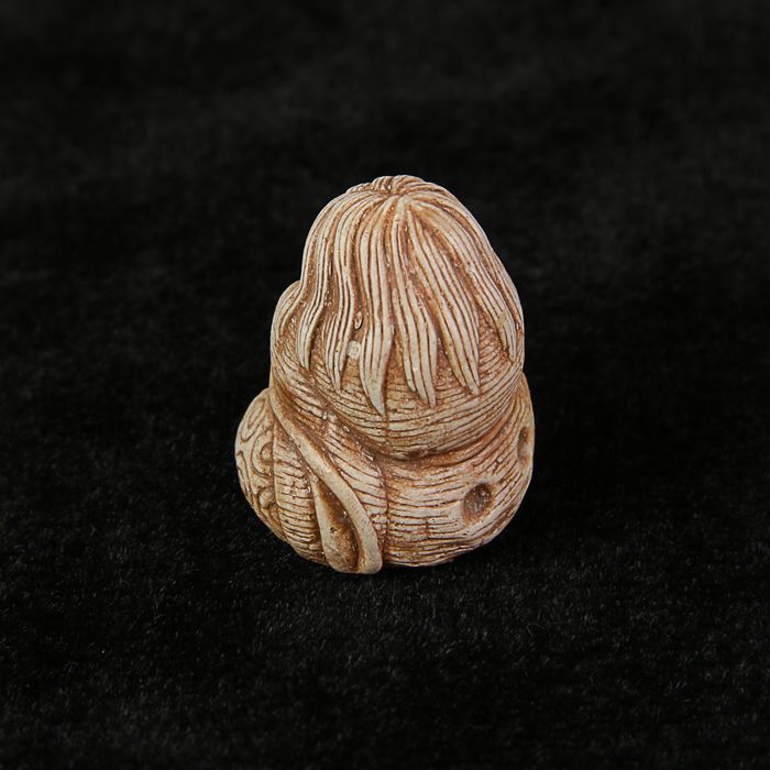 Нэцкэ «Седзе»