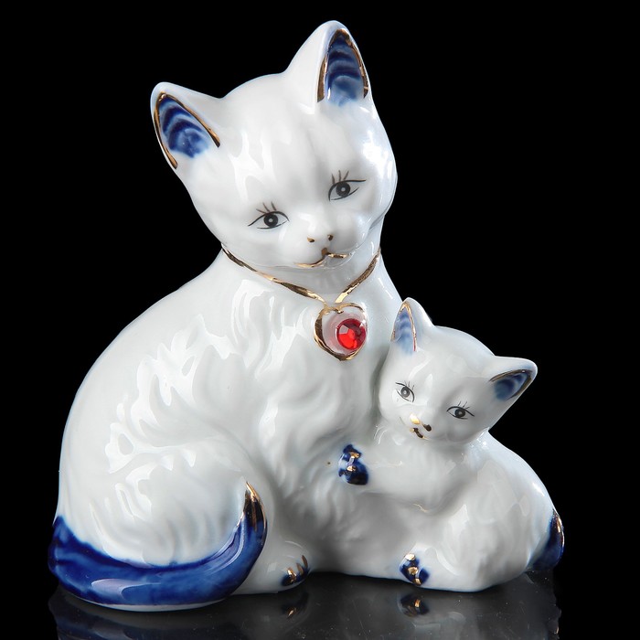 Сувенир «Два кота», 8,5х5х9,8 см, фарфор