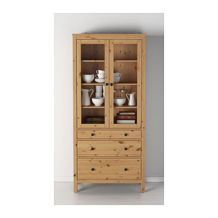 Шкаф-витрина с 3 ящиками, цвет светло-коричневый ХЕМНЭС