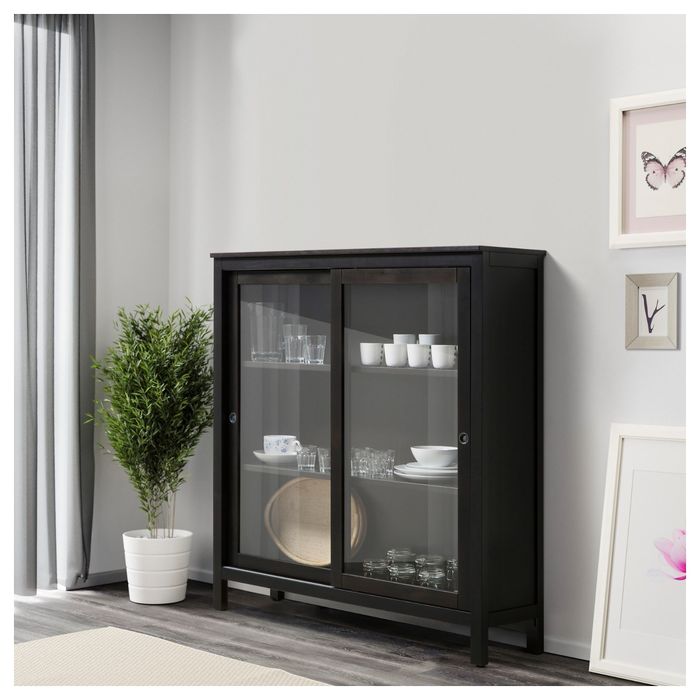 Шкаф-витрина, цвет черно-коричневый ХЕМНЭС