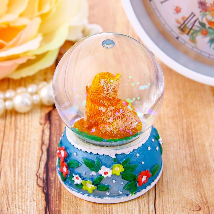 Сувенир снежный шар "Маме", d=4,5 см