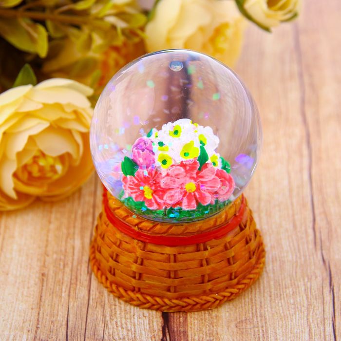 Сувенир снежный шар "С Днем рождения", d=4,5 см