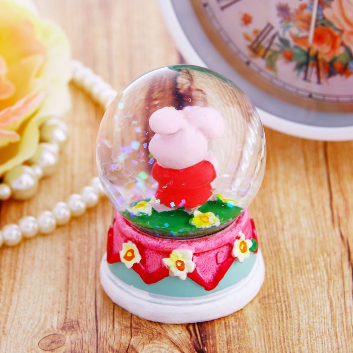 Сувенир снежный шар "Любимая подружка", d=4,5 см