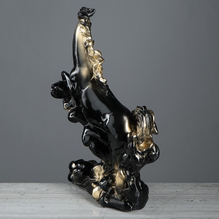 Сувенир "Конь на дыбах" огромный, чёрный