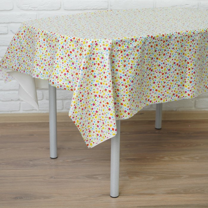 Скатерть "Лужайка" 120 х 180 см, 35 мкм