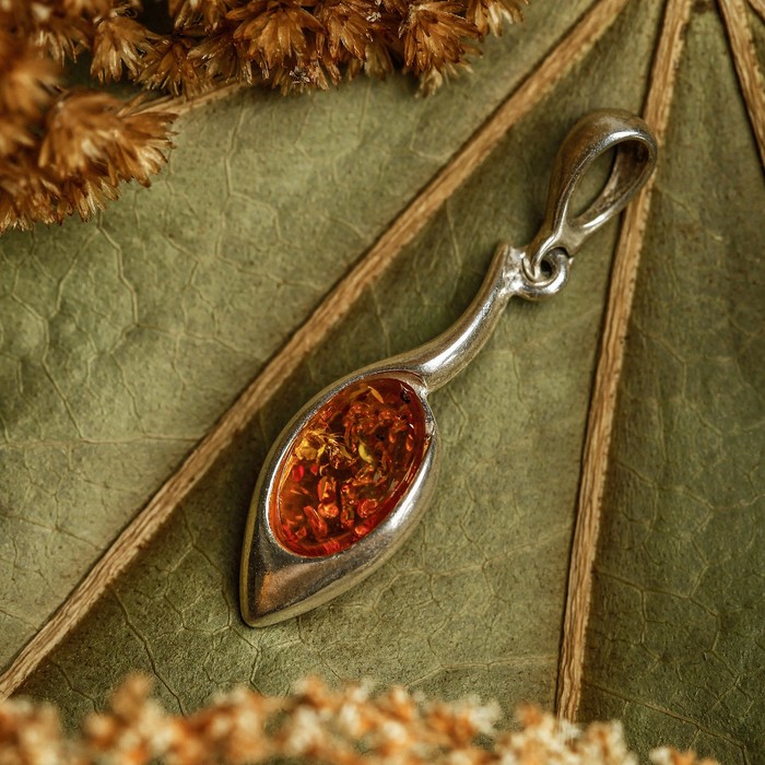Подвеска посеребрение "Янтарь" листик нежный, цвет коричневый
