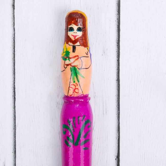 Ручка деревянная, матрешка "Бог любит тебя", 17 см