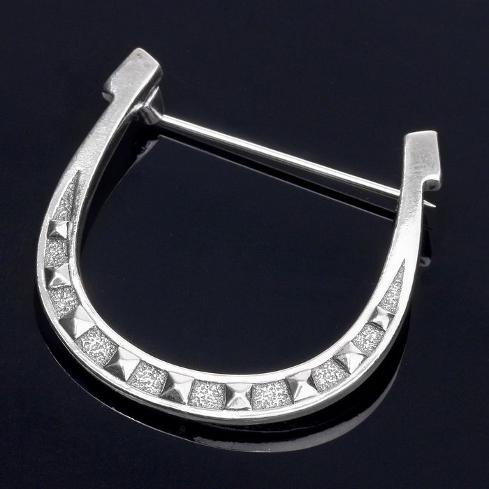 Брошь "Подкова", цвет чернёное серебро