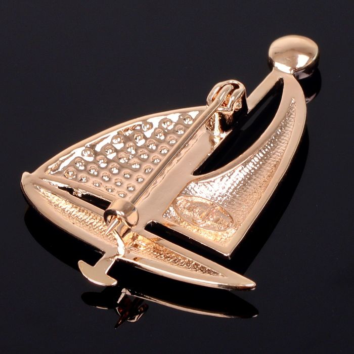 Брошь "Лисель", цвет белый в золоте