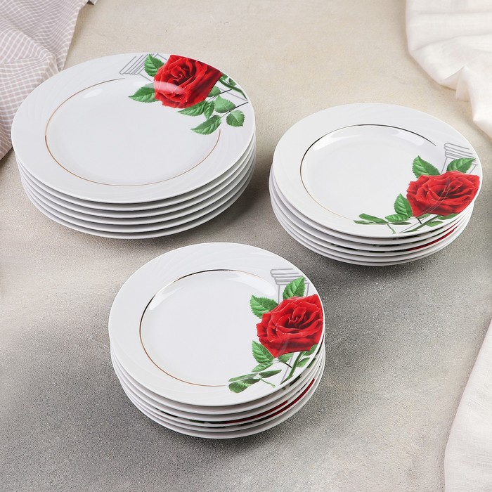 Набор тарелок "Голубка. Роза на капители", 18 предметов