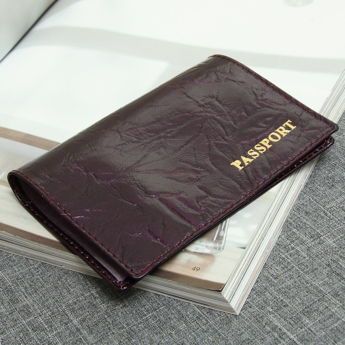 Обложка для паспорта, тиснение, цвет фиолетовый