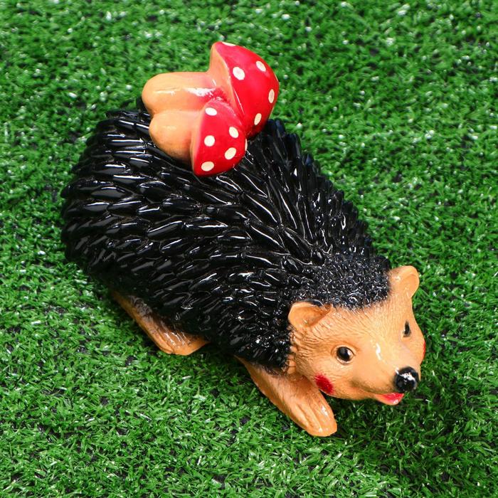 Садовая фигура "Еж с мухомором" 19x13 см