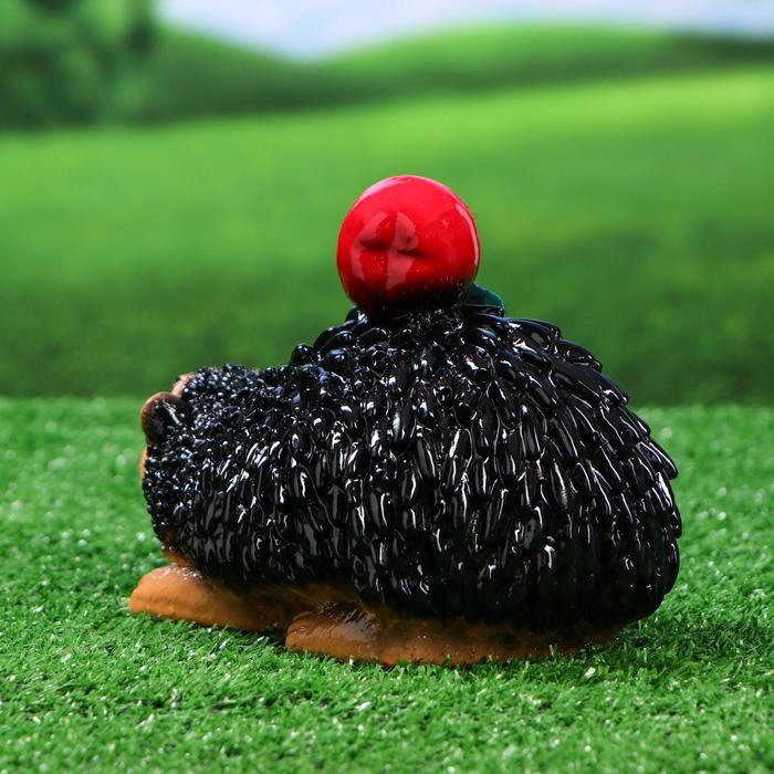 Садовая фигура "Еж с яблоком" 19x13 см