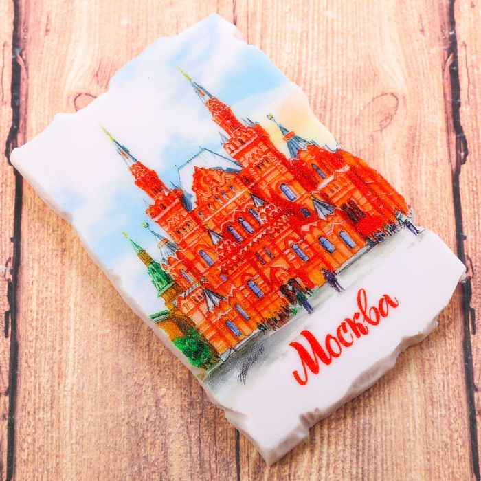 Магнит в форме фрески «Москва. Исторический музей», 8 х 5 см