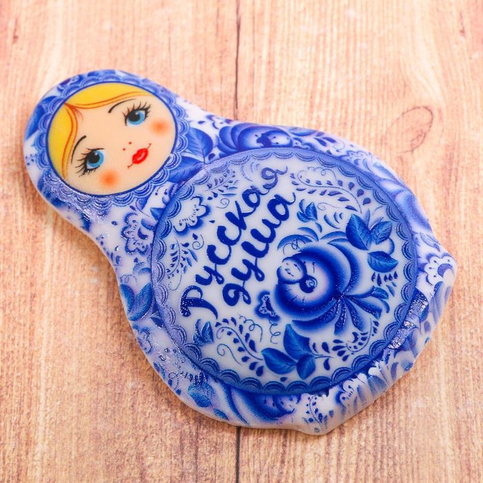 Магнит в форме матрешки "Русская душа. Гжель", 7,7*5,4 см