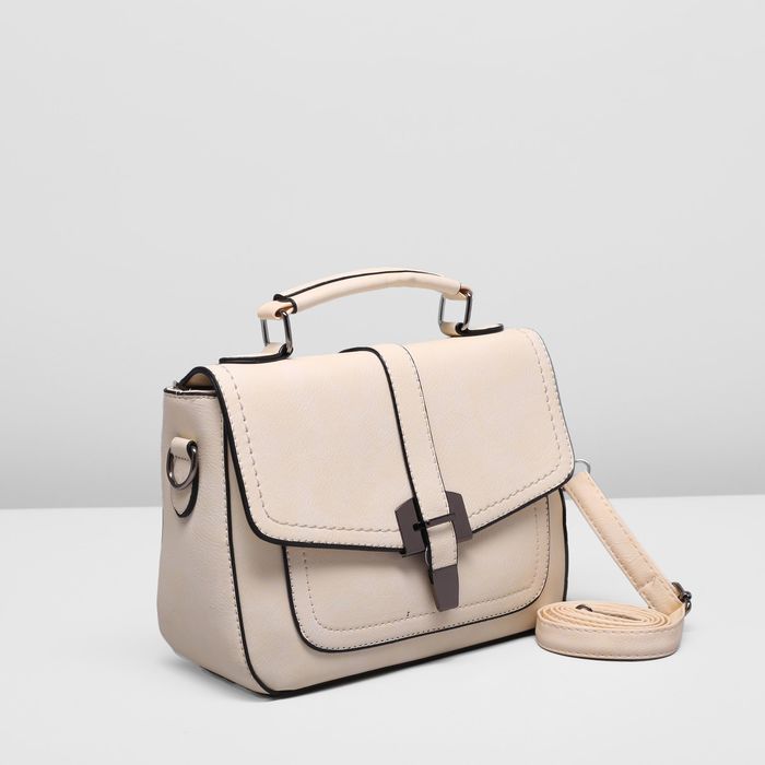 Сумка женская на молнии, 1 отдел с перегородкой, регулируемый ремень, цвет молочный