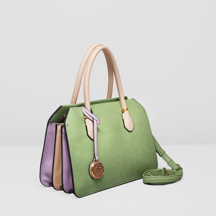 Сумка женская на молнии, 3 отдела, длинный ремень, цвет зелёный