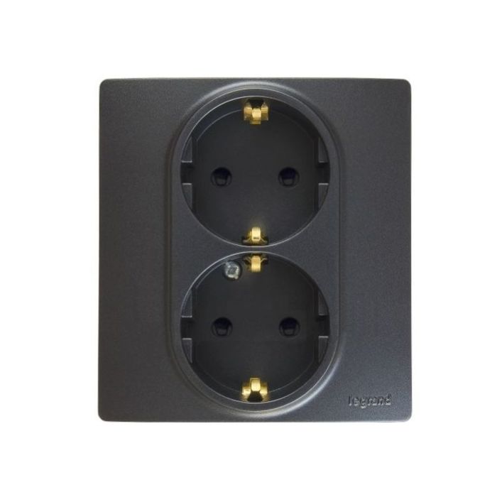Розетка 2-м СП Legrand "Etika Plus ", защ. шторки, с заземл., авт., антрацит 672633
