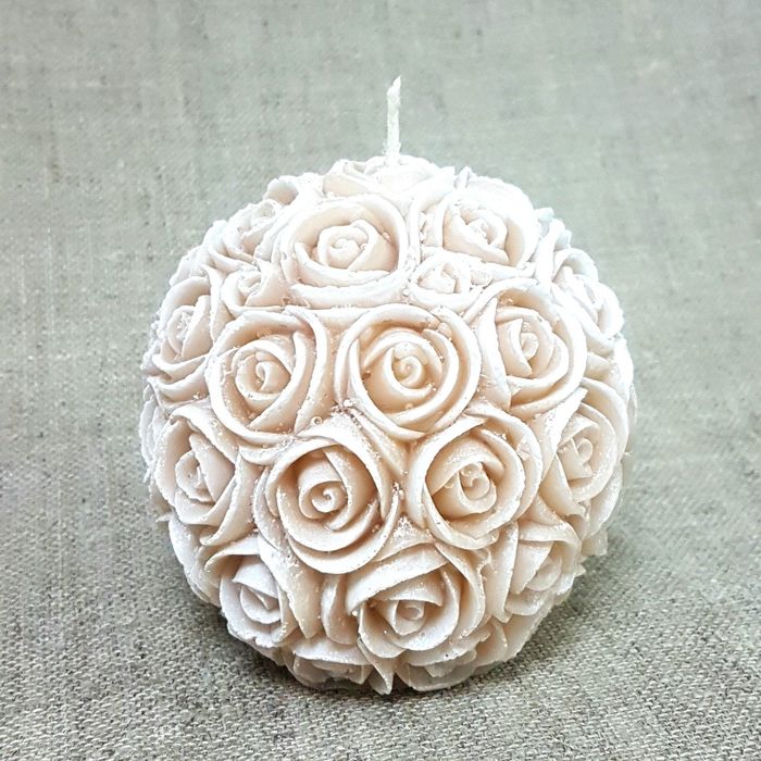 Свеча "Ручная работа" "Шар из роз" 9*9,5 бежевый