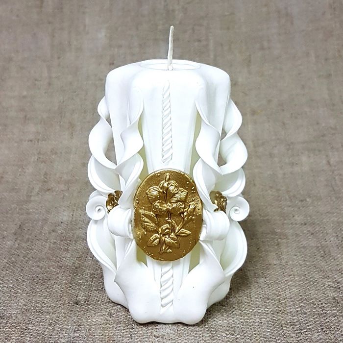 Свеча резная 10-11см "Золотая камея"