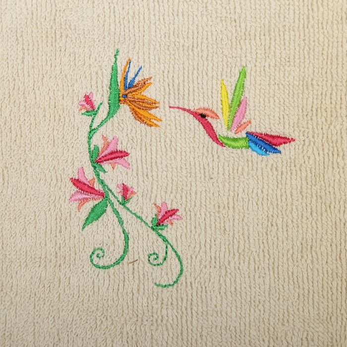 Полотенце Collorista Колибри 50*90 см, цв. молочный 100% хл, 400 гр/м2