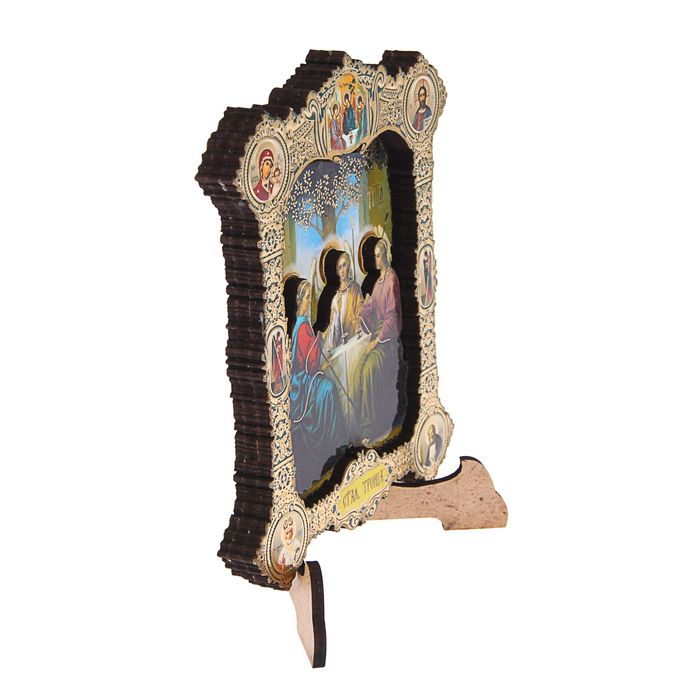 Икона в резной рамке 9х10 см "Святая Троица"