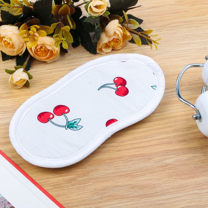 Маска для сна "Вишня на белом"