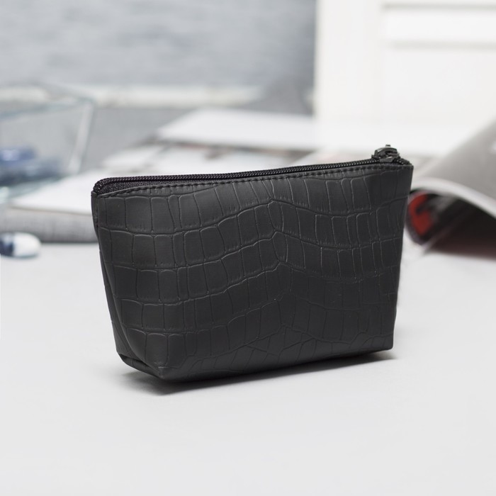 Косметичка простая на молнии, 1 отдел, рептилия, цвет чёрный
