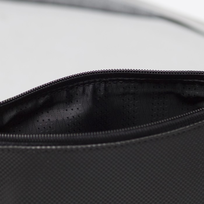 Косметичка простая на молнии, 1 отдел, цвет чёрный
