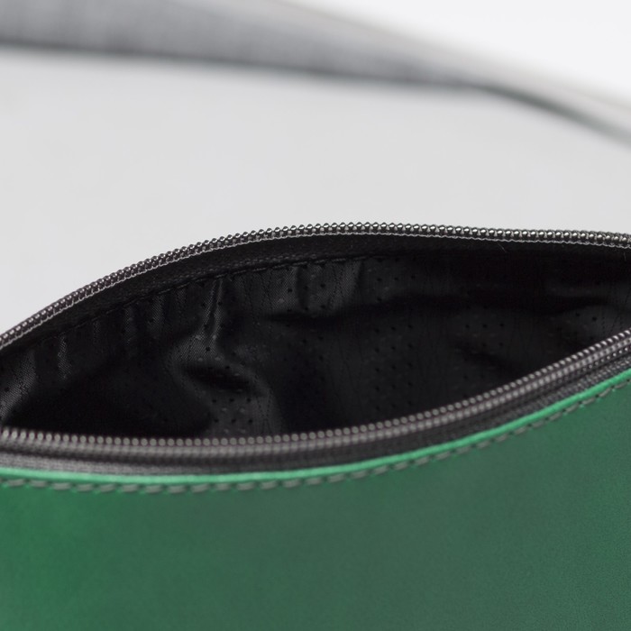 Косметичка простая на молнии, 1 отдел, цвет зелёный