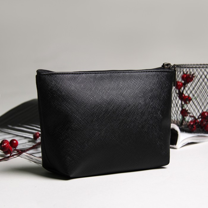 Косметичка простая на молнии, 1 отдел, цвет чёрный