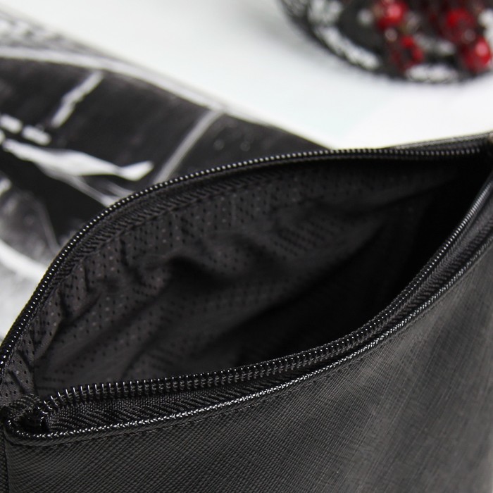 Косметичка простая на молнии, 1 отдел, цвет чёрный