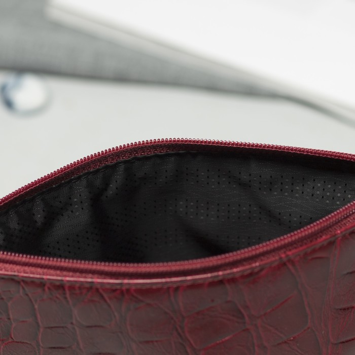 Косметичка простая на молнии, 1 отдел, рептилия, цвет бордовый