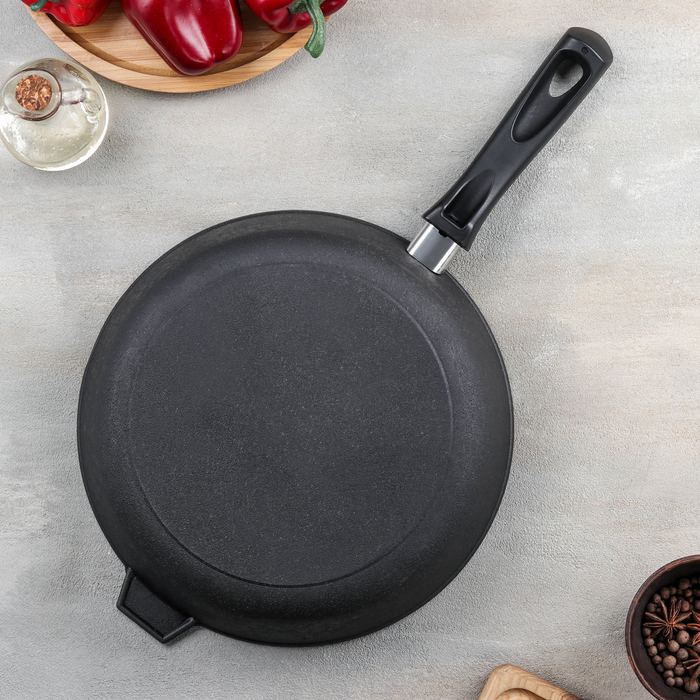 Сковорода-гриль 28 см, h=6 см, бакелитовая ручка