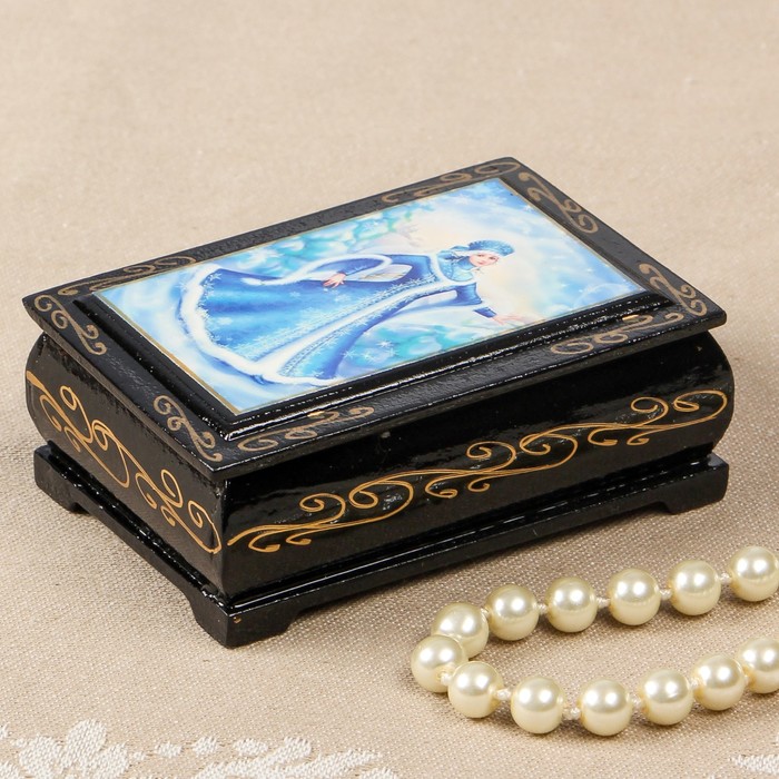 Шкатулка «Снегурочка», лаковая миниатюра, 6х9 см