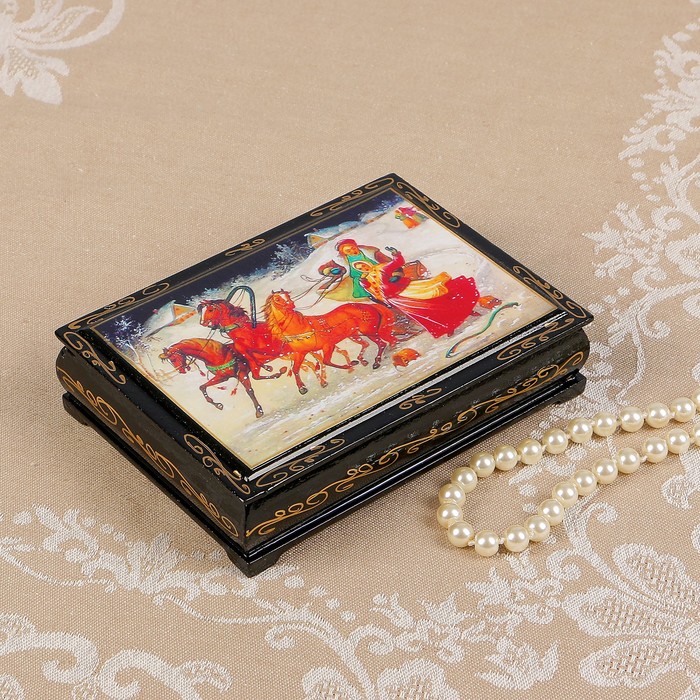 Шкатулка «Зимняя тройка», 10×14 см, лаковая миниатюра