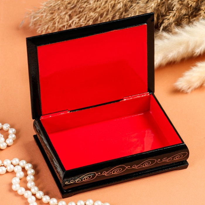 Шкатулка «Дама в шляпке», 10×14 см, лаковая миниатюра