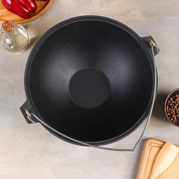 Котел 5 л с дужкой, с чугунной крышкой-сковородой