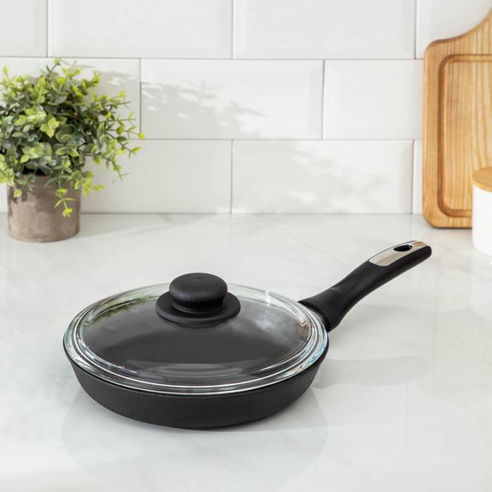 Сковорода 22 см, h=4 см, бакелитовая ручка, стеклянная крышка