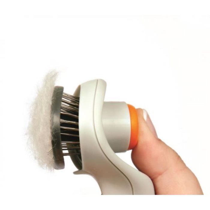 Щетка Trixie пластиковая 10 х 18 см, для животных