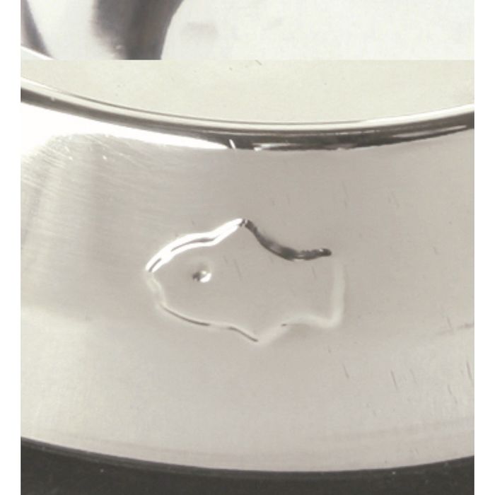 Миска Trixie, металлическая, с резинкой с чеканкой для кошки Ф 11см, 0,25л.