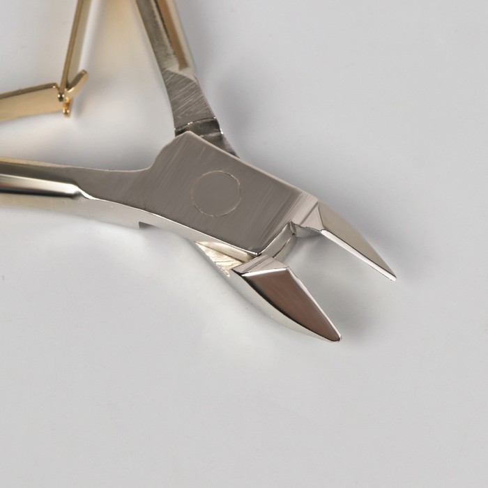 Кусачки маникюрные, двойная пружина, 10см, рабочая область-10мм, цвет золотой/серебристый
