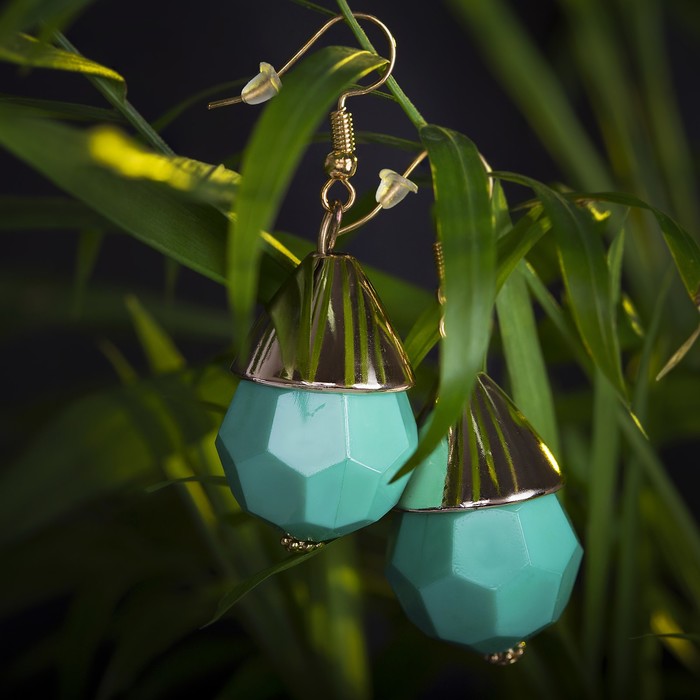 Серьги пластик "Капля" натурель, цвет мятный в золоте