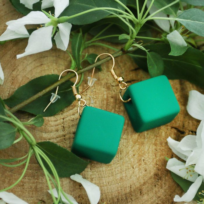 Серьги пластик "Куб" яркий, цвет зелёный в золоте