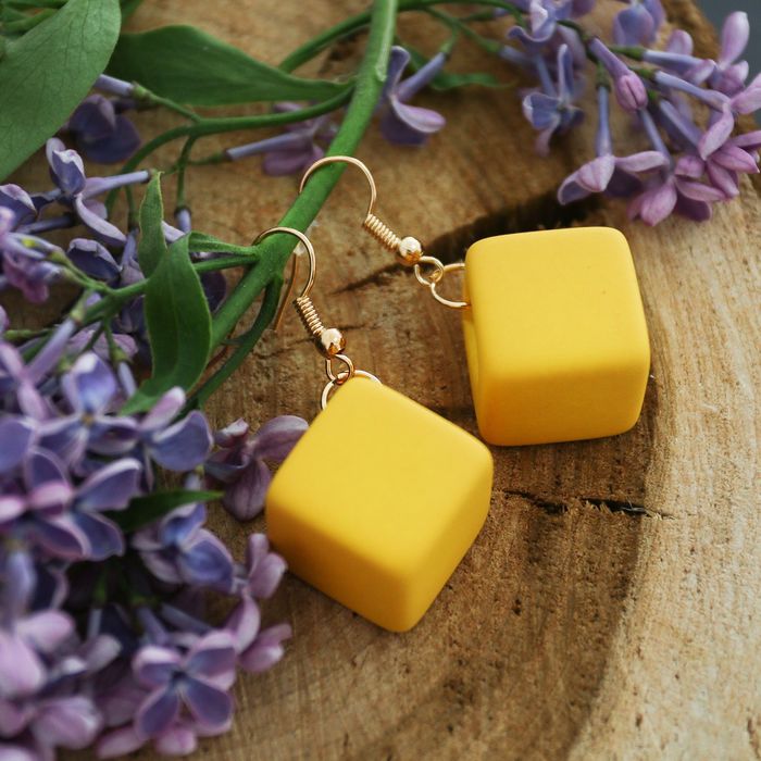 Серьги пластик "Куб" яркий, цвет жёлтый в золоте