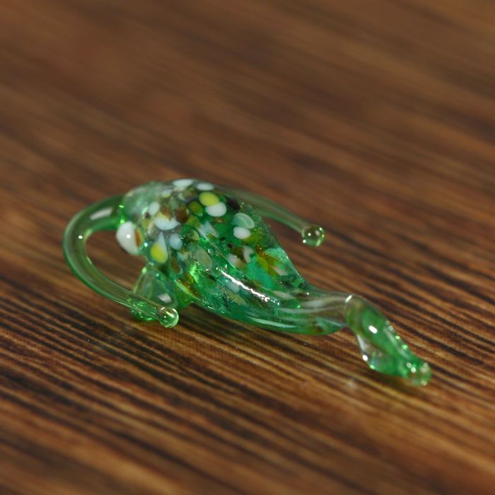 Сувенир стекло микро "Рыба сом" 0,5х2,3х1,2 см