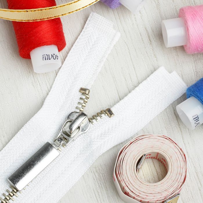 Молния №5, разъёмная, 70см, цвет белый