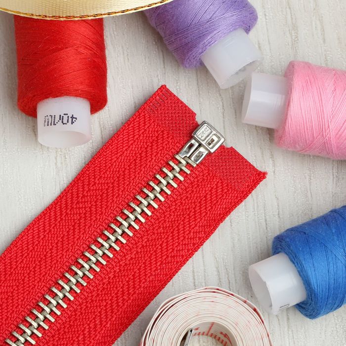 Молния №5, разъёмная, 70см, цвет тёмно-красный