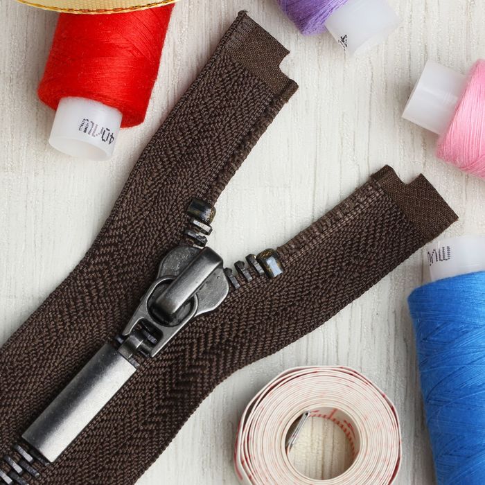 Молния №8, разъёмная, 70см, цвет тёмно-коричневый